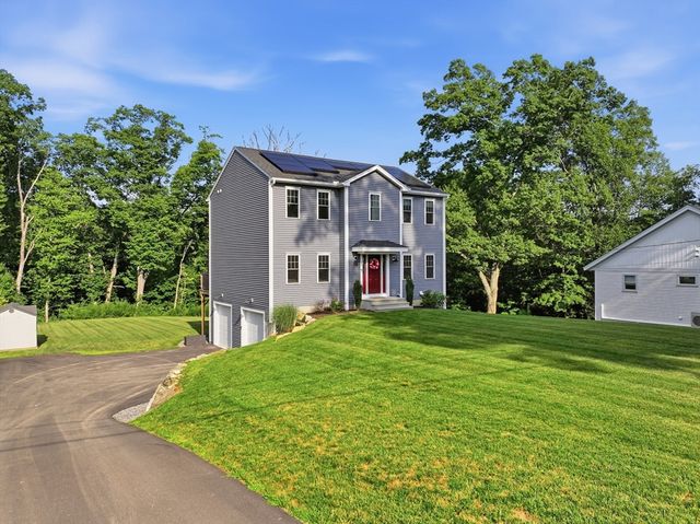 83 Saint Louis Street, Worcester, MA 01607