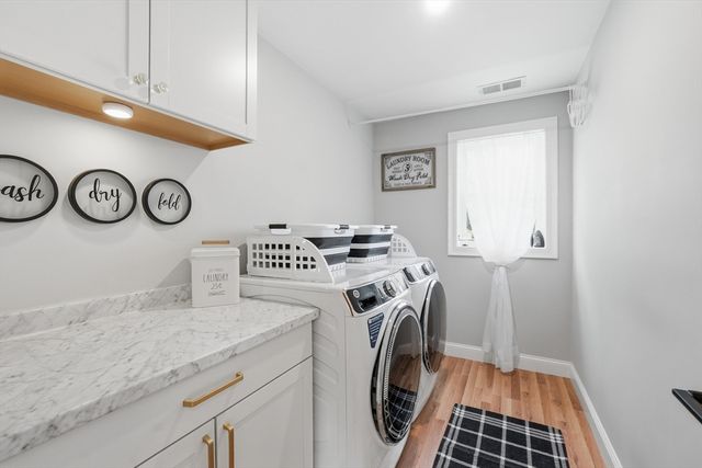 83 Saint Louis Street, Worcester, MA 01607