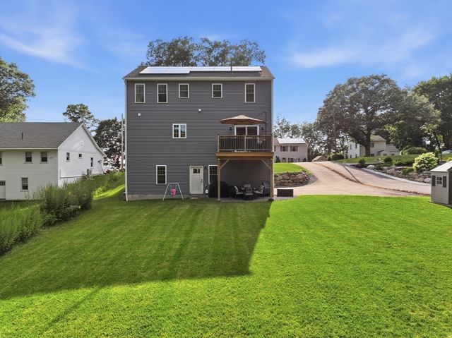 83 Saint Louis Street, Worcester, MA 01607
