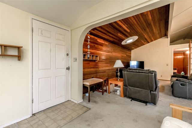 199 Wishkah Street SW, Ocean Shores, WA 98569