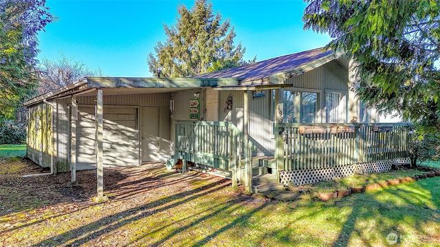 199 Wishkah Street SW, Ocean Shores, WA 98569