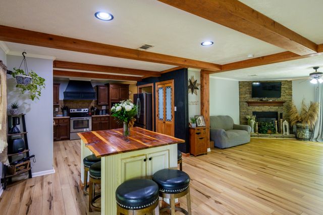 4303 Moore Ln, Culleoka, TN 38451