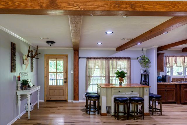 4303 Moore Ln, Culleoka, TN 38451