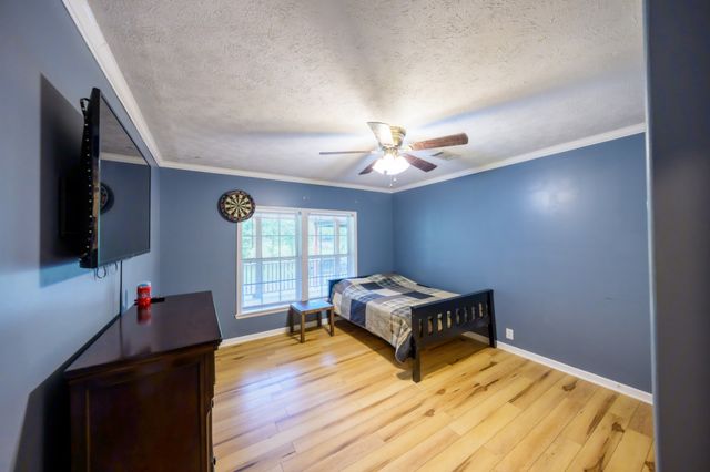 4303 Moore Ln, Culleoka, TN 38451