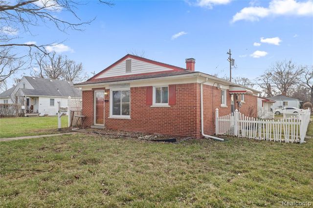 4902 Fleming Street, Dearborn Heights, MI 48125