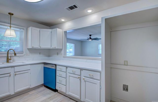 1210 Bryan Street, Little Rock, AR 72207