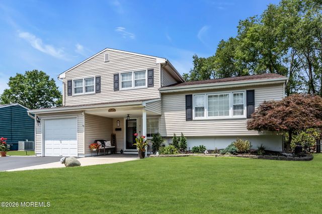 4 Marc Street, Hazlet, NJ 07730