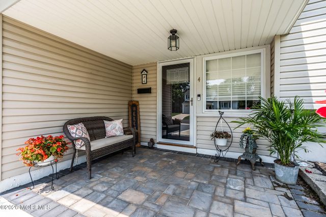 4 Marc Street, Hazlet, NJ 07730
