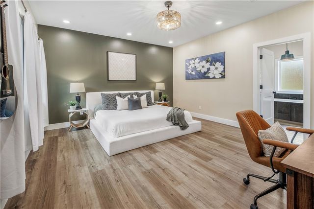 4855 Austins Creek Drive, Bryan, TX 77808