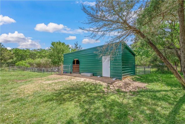 4855 Austins Creek Drive, Bryan, TX 77808