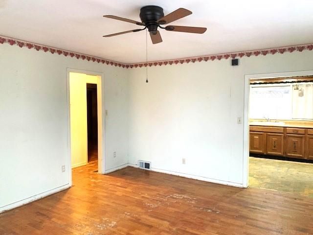 2520 N 35th Street, St Joseph, MO 64506