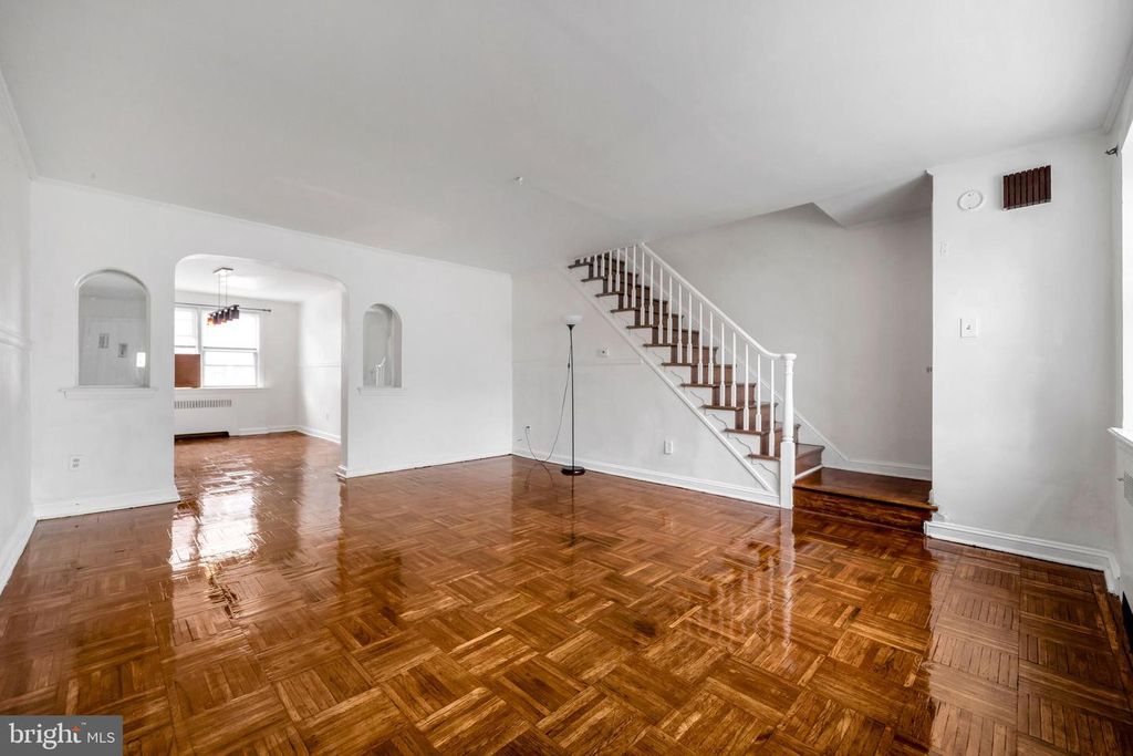 6846 RADBOURNE RD, UPPER DARBY, PA 19082 — photo 4