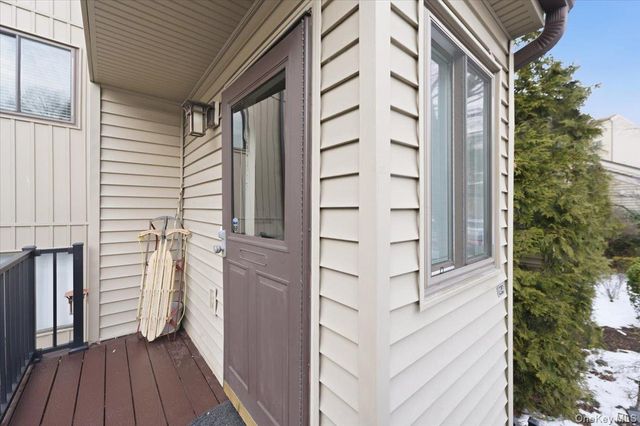 15 Steven Drive 4, Ossining, NY 10562