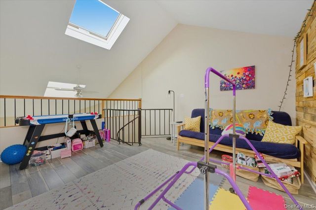 15 Steven Drive 4, Ossining, NY 10562