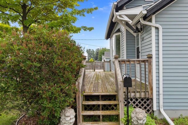 127 MADISON STREET, Menasha, WI 54952