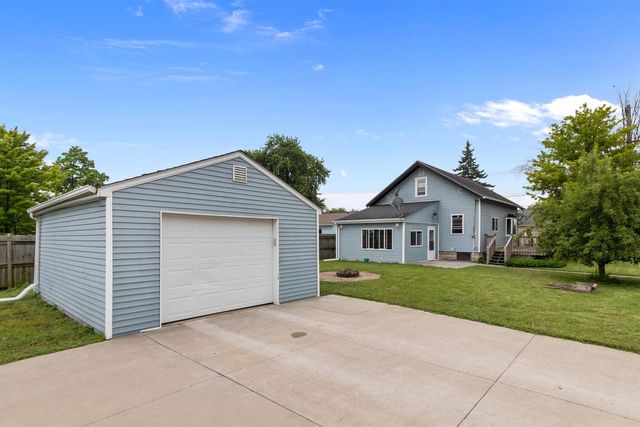 127 MADISON STREET, Menasha, WI 54952