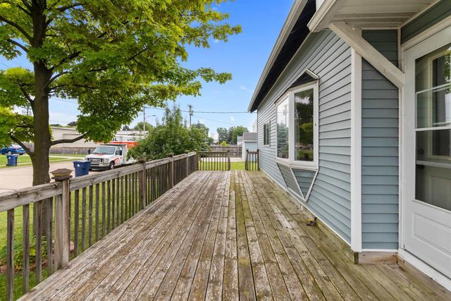 127 MADISON STREET, Menasha, WI 54952