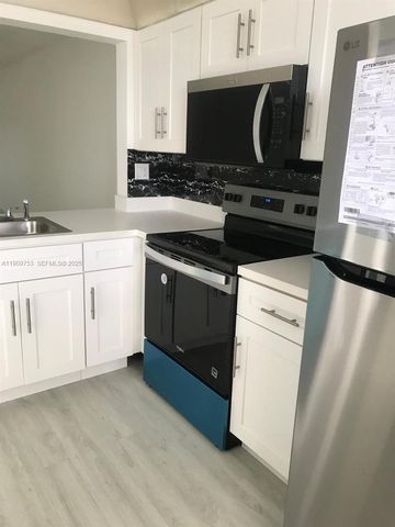 438 NE 210th Cir Terrace 203-4B, Miami, FL 33179