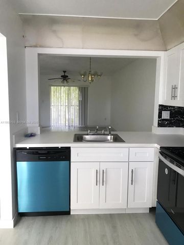438 NE 210th Cir Terrace 203-4B, Miami, FL 33179