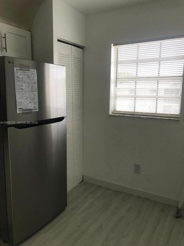 438 NE 210th Cir Terrace 203-4B, Miami, FL 33179