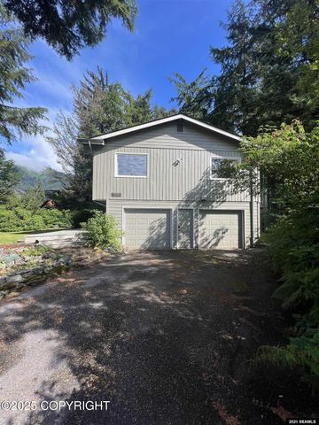 2960 Glacierwood Drive, Juneau, AK 99801