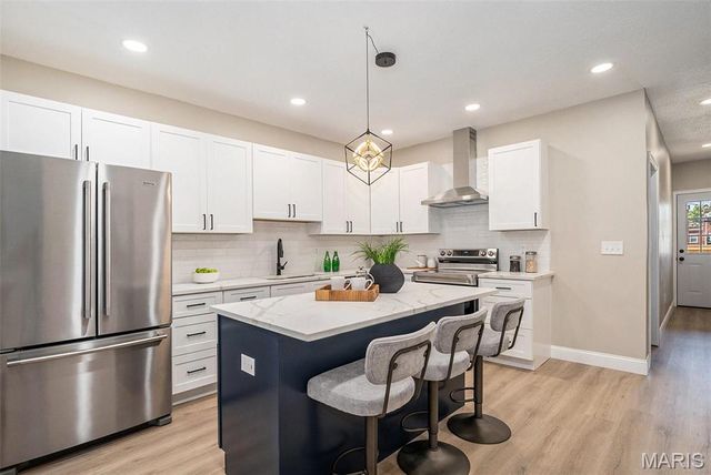 3467 Giles Avenue, St Louis, MO 63116