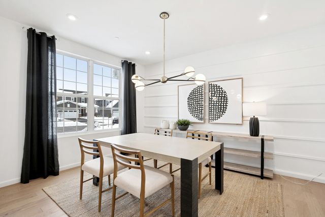 3180 Semple Way, Mundelein, IL 60060