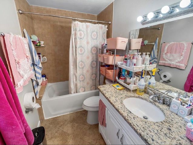 5516 SEDGEFIELD STREET, Orlando, FL 32808