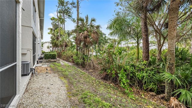 3032 Sandpiper Bay CIR G106, Naples, FL 34112