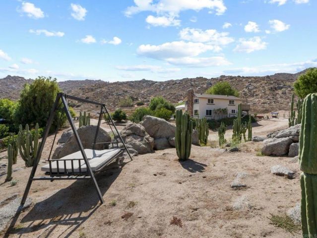 23621 California Avenue, Hemet, CA 92545