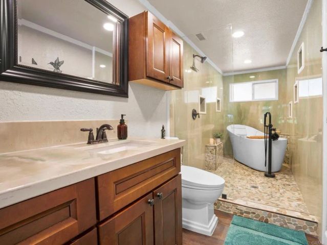 23621 California Avenue, Hemet, CA 92545