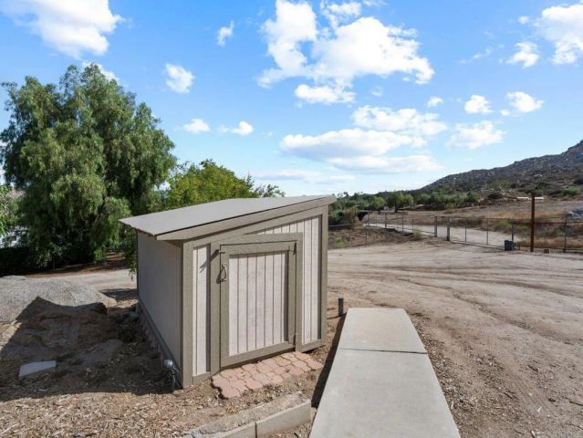 23621 California Avenue, Hemet, CA 92545