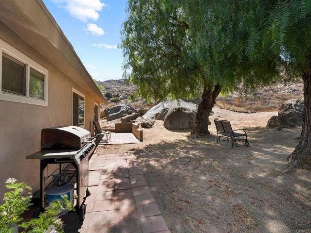 23621 California Avenue, Hemet, CA 92545