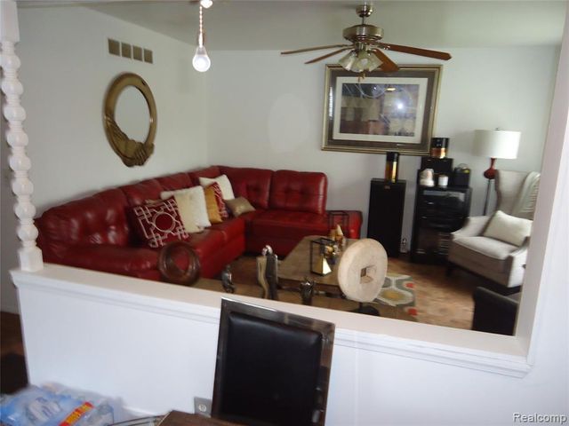 11051 Timken Avenue, Warren, MI 48089