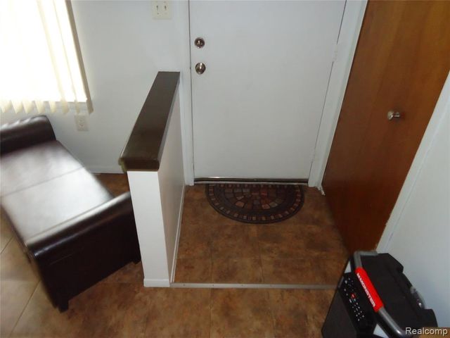 11051 Timken Avenue, Warren, MI 48089