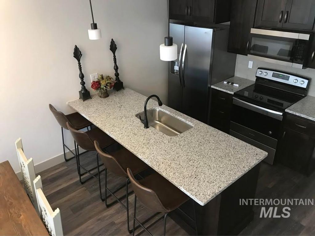 106 Broken Pine Ln, McCall, ID 83638 photo 3