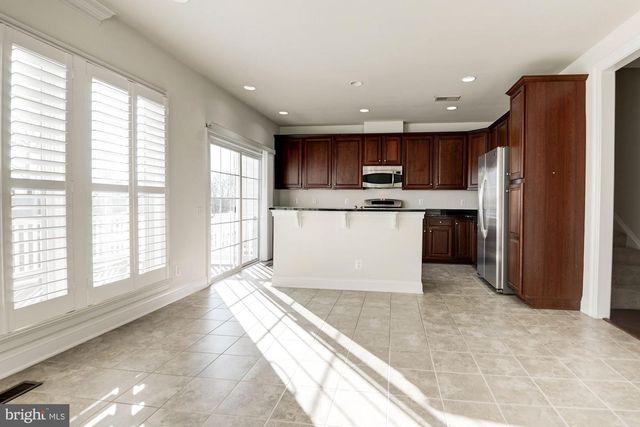 25442 HOPTON HOUSE TER, Chantilly, VA 20152