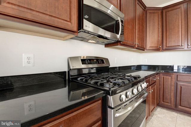 25442 HOPTON HOUSE TER, Chantilly, VA 20152