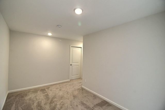 15 GRAYS HOLLOW DR, Cordova, TN 38018
