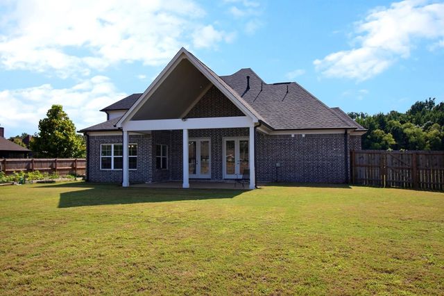 15 GRAYS HOLLOW DR, Cordova, TN 38018