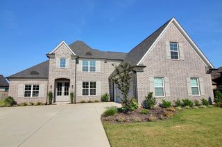 15 GRAYS HOLLOW DR, Cordova, TN 38018