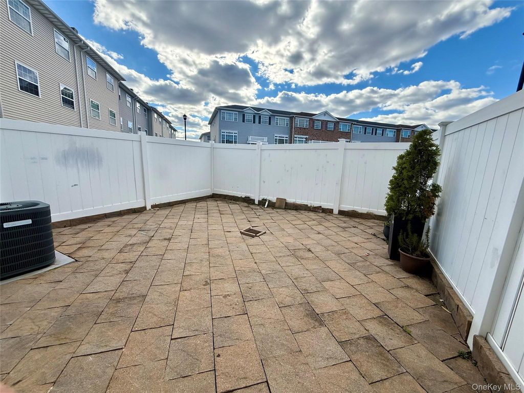 197 Surf 123, Bronx, NY 10473