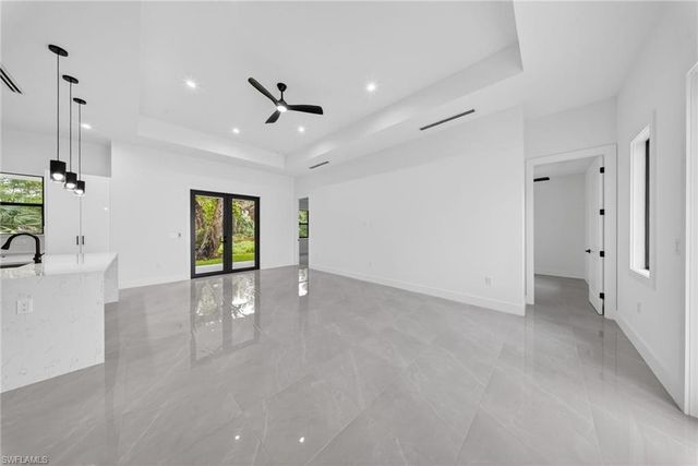 1276 Dove Tree ST, Naples, FL 34117