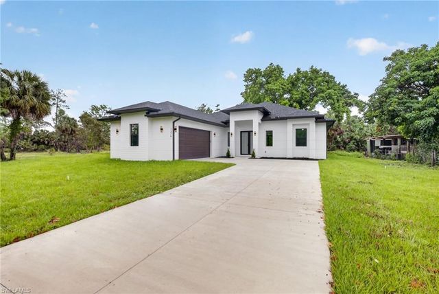 1276 Dove Tree ST, Naples, FL 34117