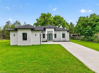 1276 Dove Tree ST, Naples, FL 34117