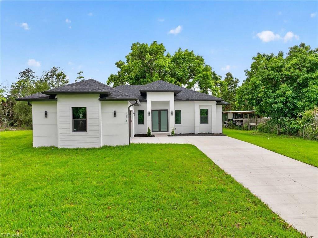 1276 Dove Tree ST, Naples, FL 34117