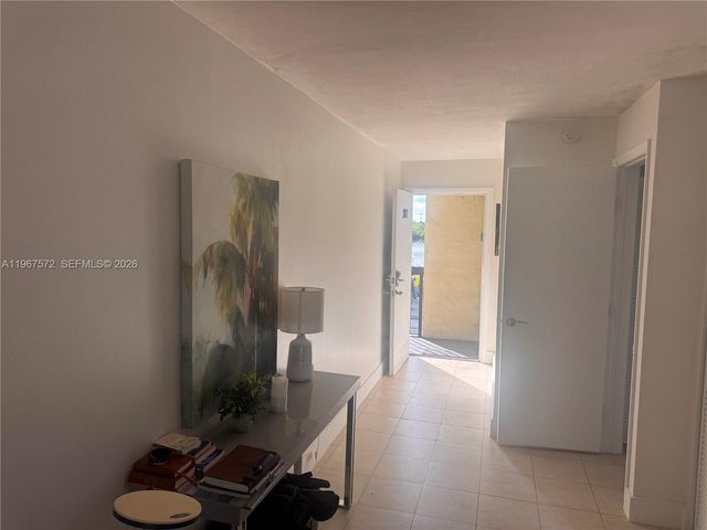 3215 N Ocean Drive 302, Hollywood, FL 33019