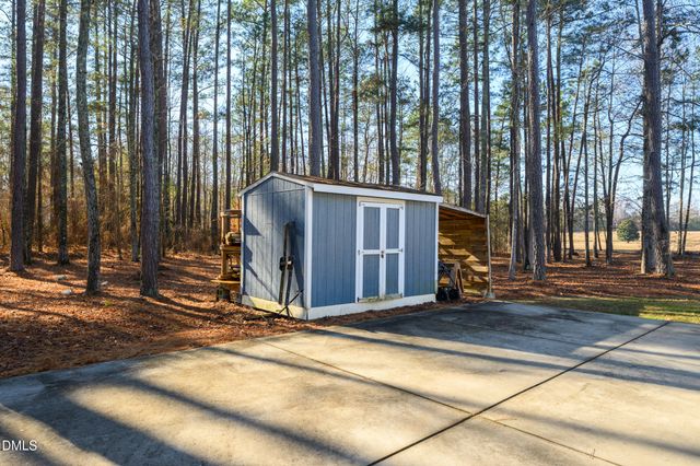 246 Lake Magnolia Way, Smithfield, NC 27577