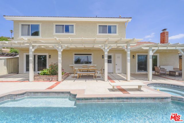 368 Calle Converse, Camarillo, CA 93010