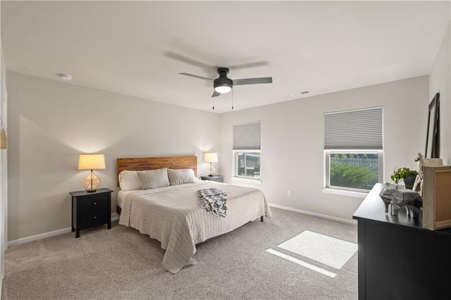 23939 W 82nd Court, Lenexa, KS 66227